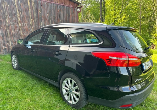 Ford Focus cena 58500 przebieg: 158532, rok produkcji 2015 z Katowice małe 254